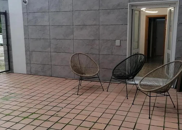 Coqueto Apartamento En Alameda Principal Garaje
